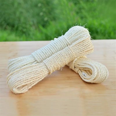 Bobine de corde en sisal naturelle beige pour réparation ou création d’arbre à chat
