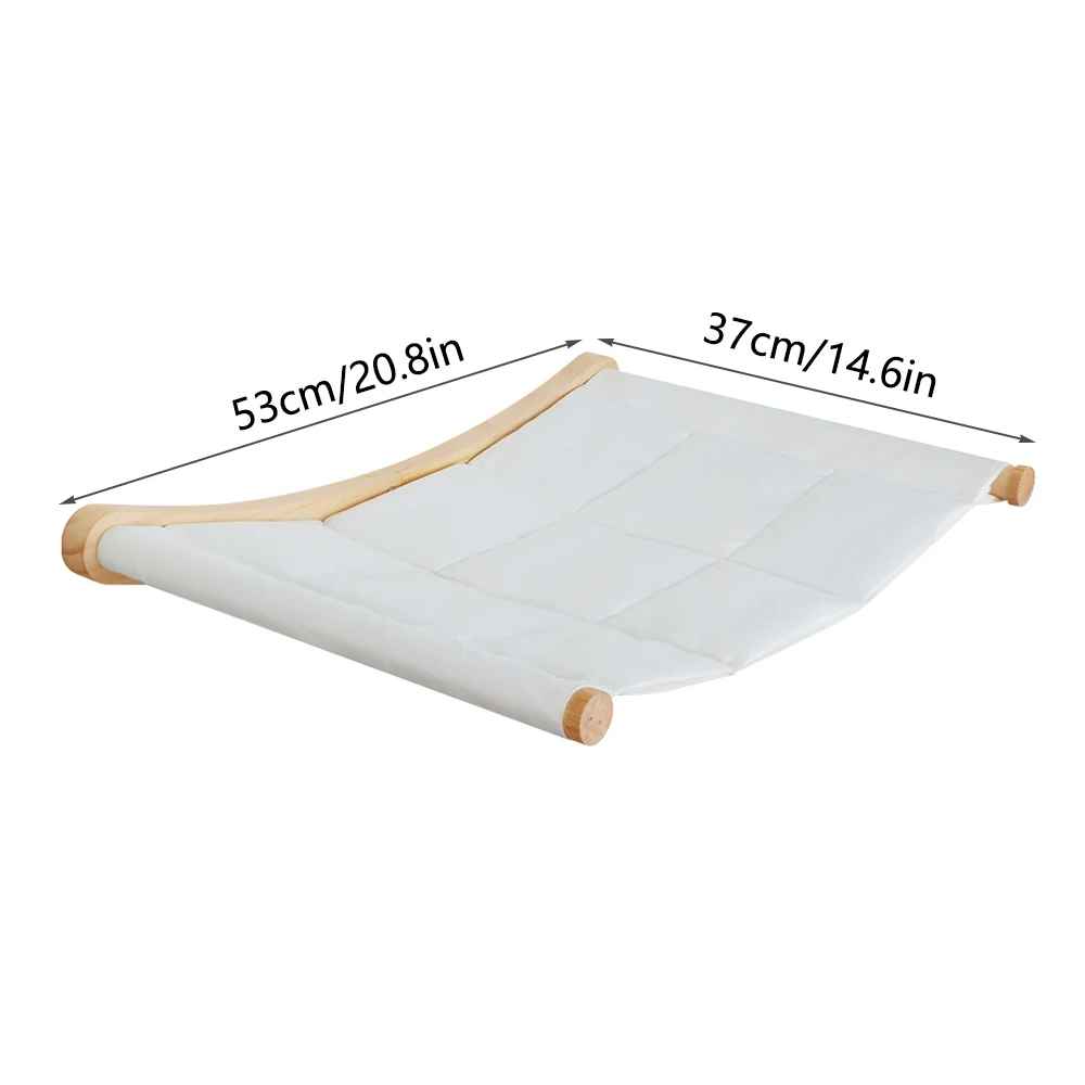 Hamac mural pour chat en toile blanche et structure en bois avec largeur et profondeur indiquees en centimetres
