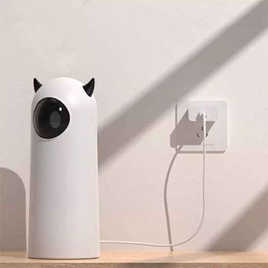 Jouet laser automatique pour chat en coloris blanc